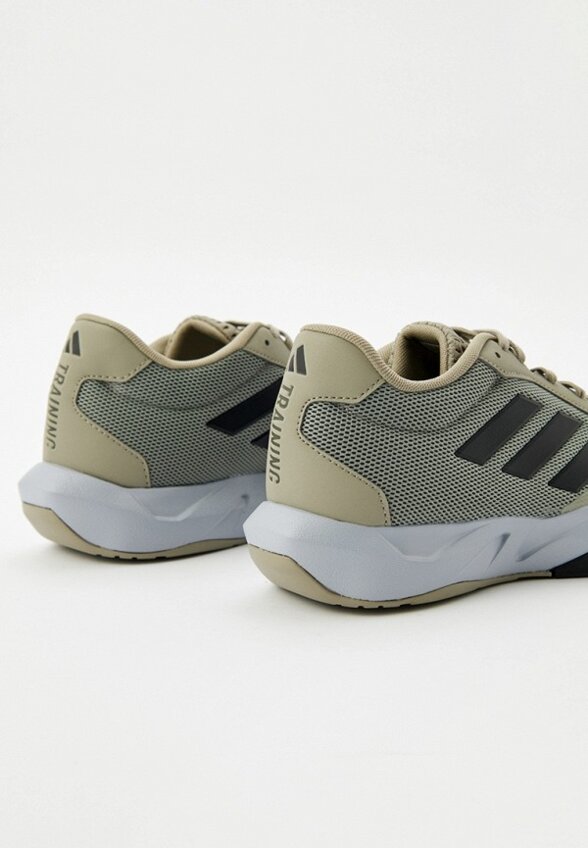 Кроссовки adidas