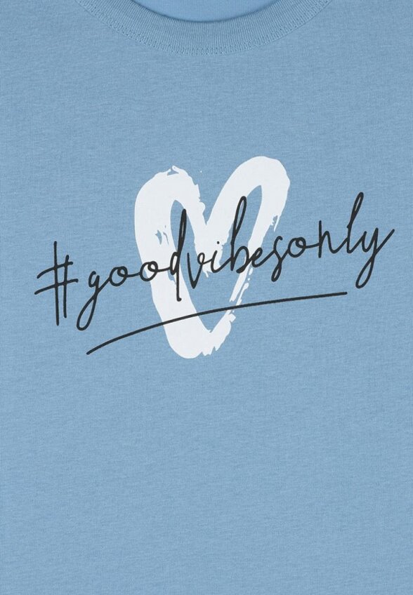 Футболка Апрель