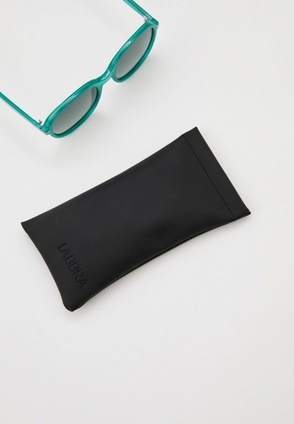 Очки солнцезащитные Labbra