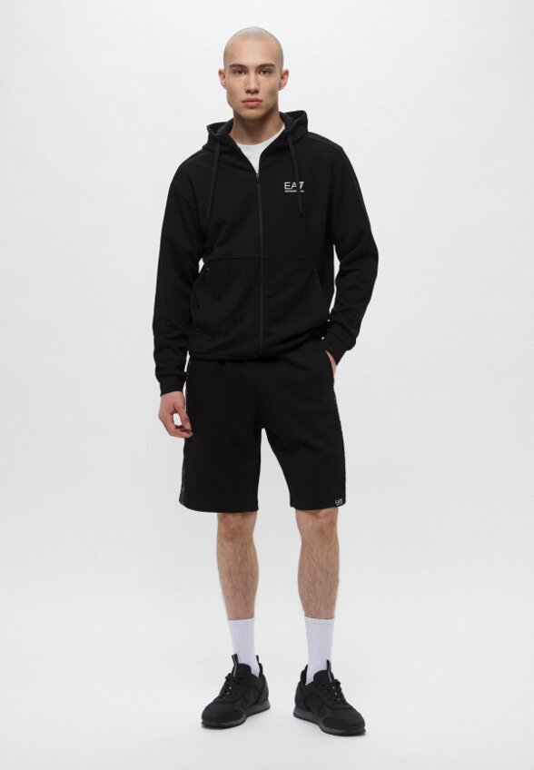 Шорты спортивные EA7