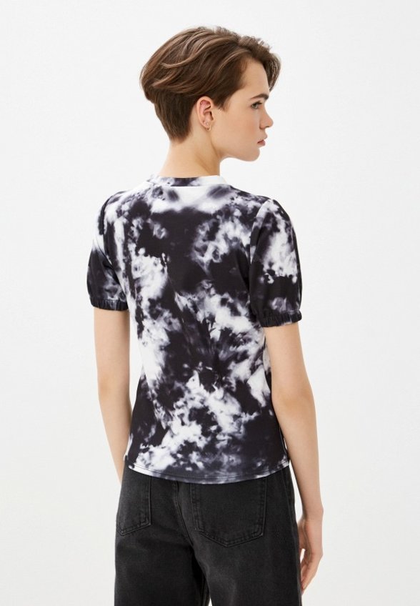 Футболка Trendyol