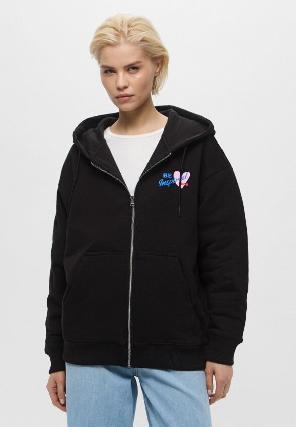 Толстовка Hugo