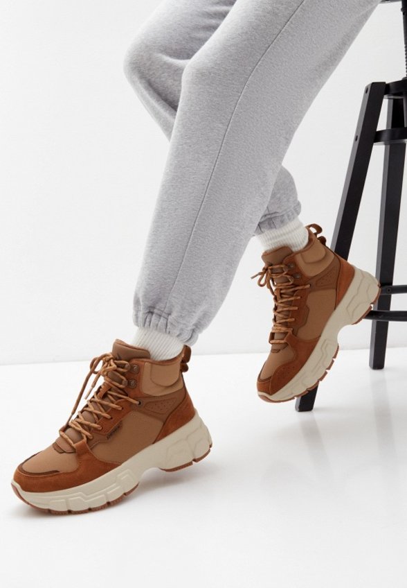 Кроссовки Demix