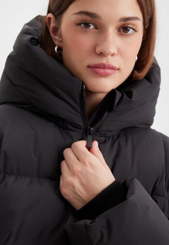 Пуховик BRMSK