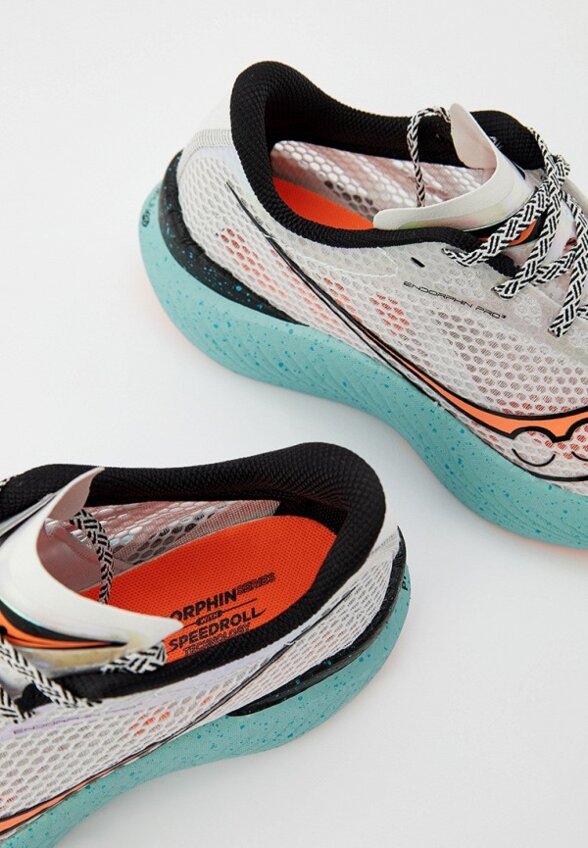 Кроссовки Saucony