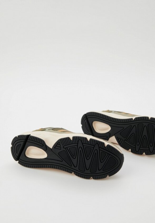 Кроссовки adidas
