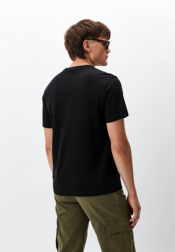 Футболка Guess Jeans