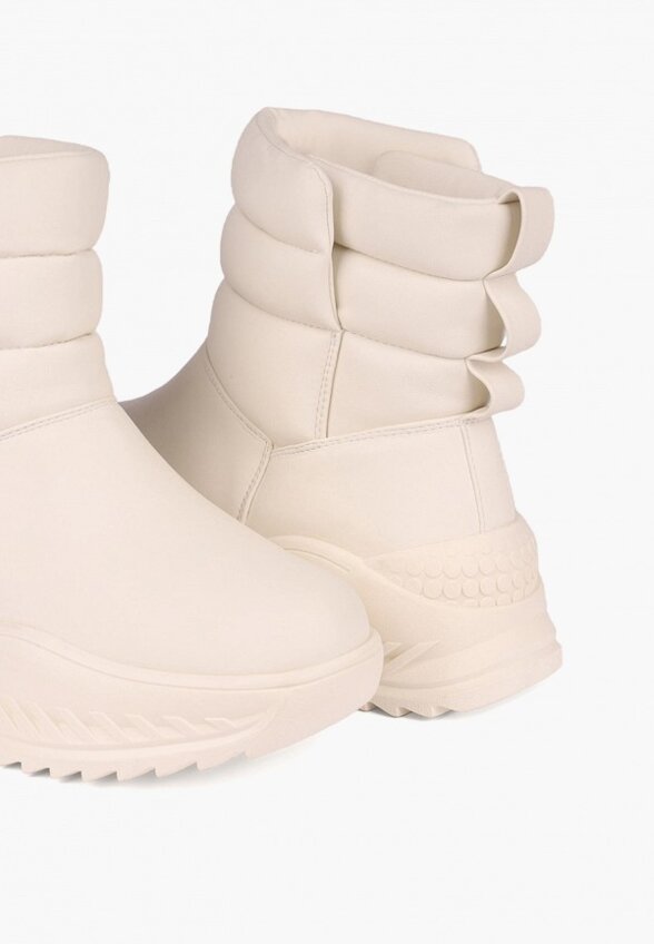 Дутики Instreet