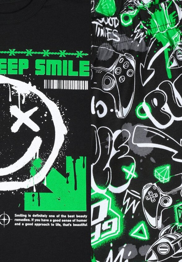 Футболка и брюки Апрель