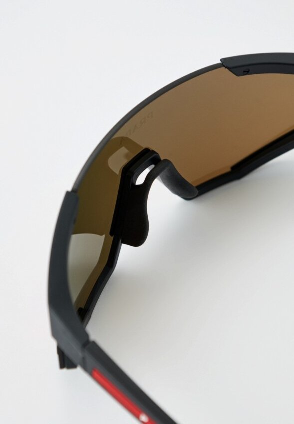 Очки солнцезащитные Prada Linea Rossa