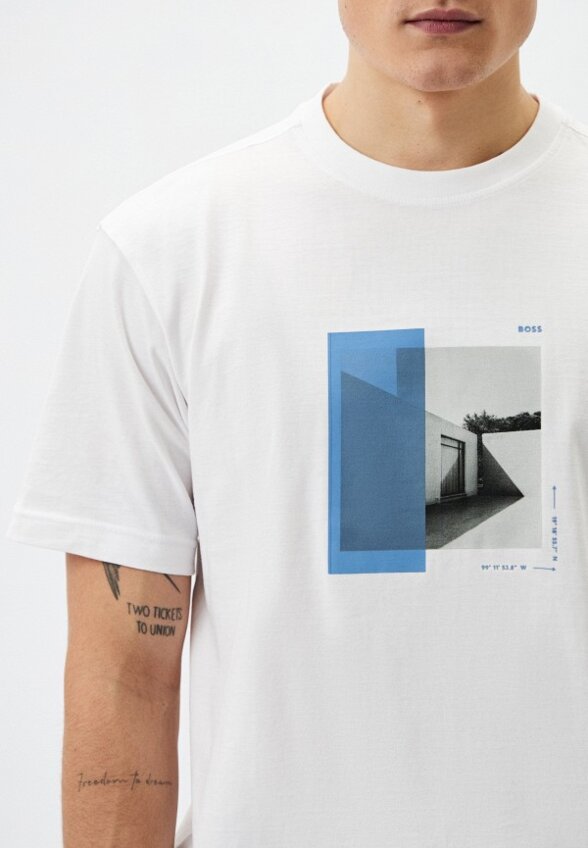 Футболка Boss