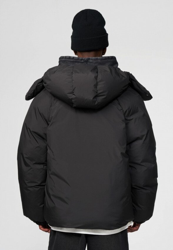 Пуховик Feelz