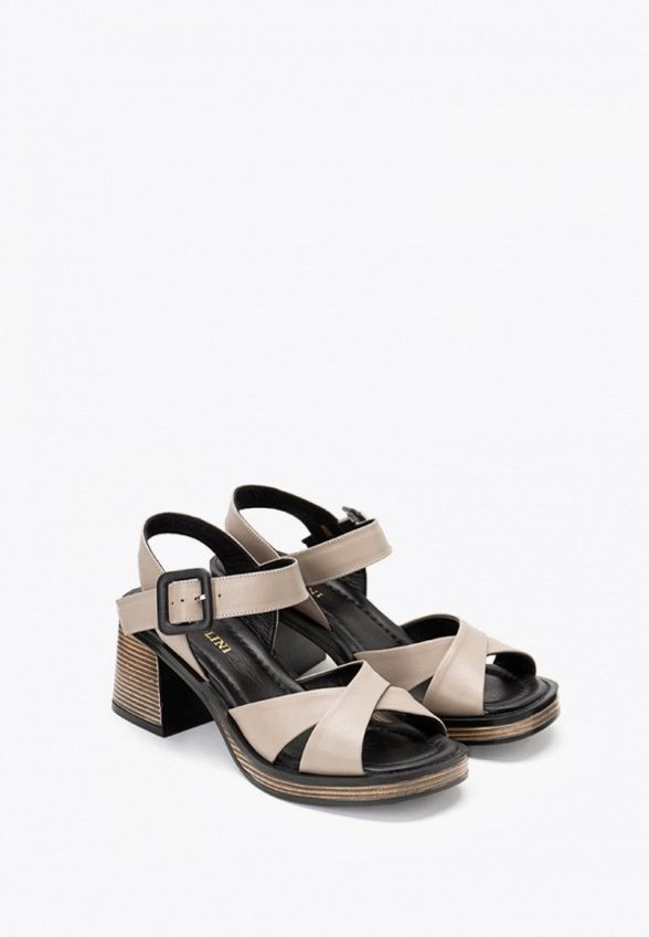 Босоножки Pazolini