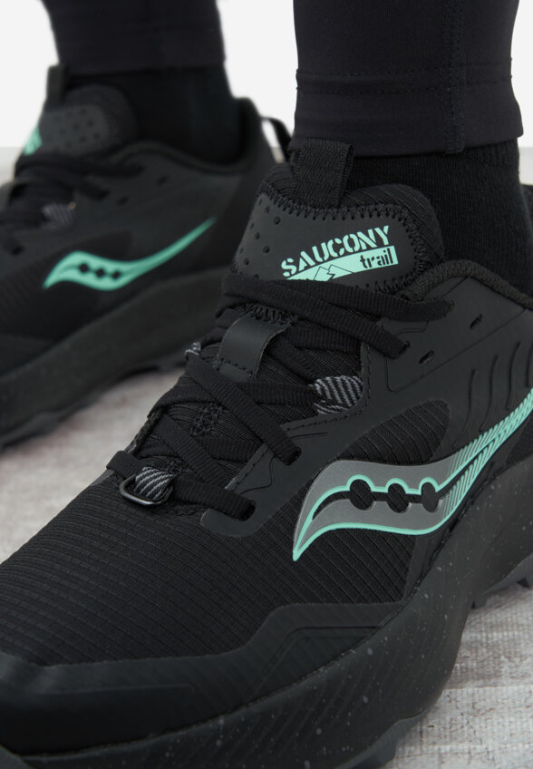 Кроссовки женские Saucony Blaze Tr, Черный