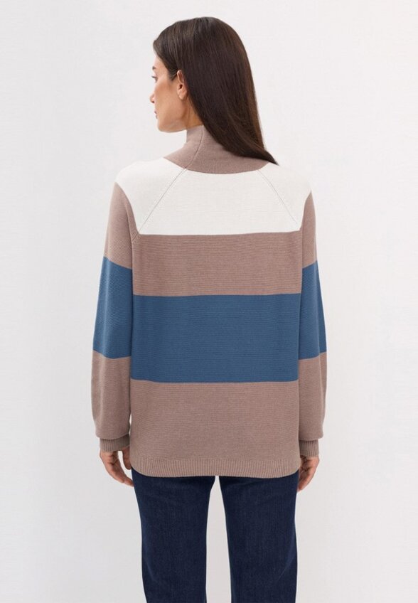 Водолазка Savage