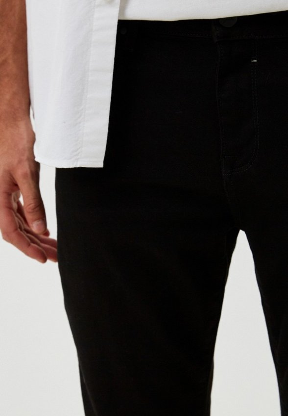 Джинсы Colin's