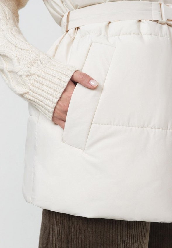 Жилет утепленный Baon