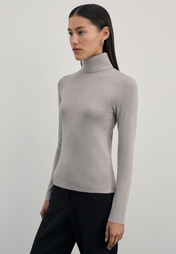 Водолазка Zarina