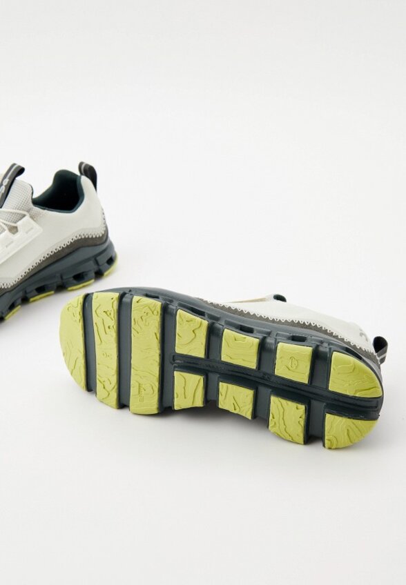 Кроссовки On