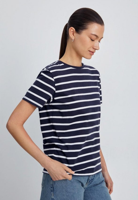 Футболка Finn Flare