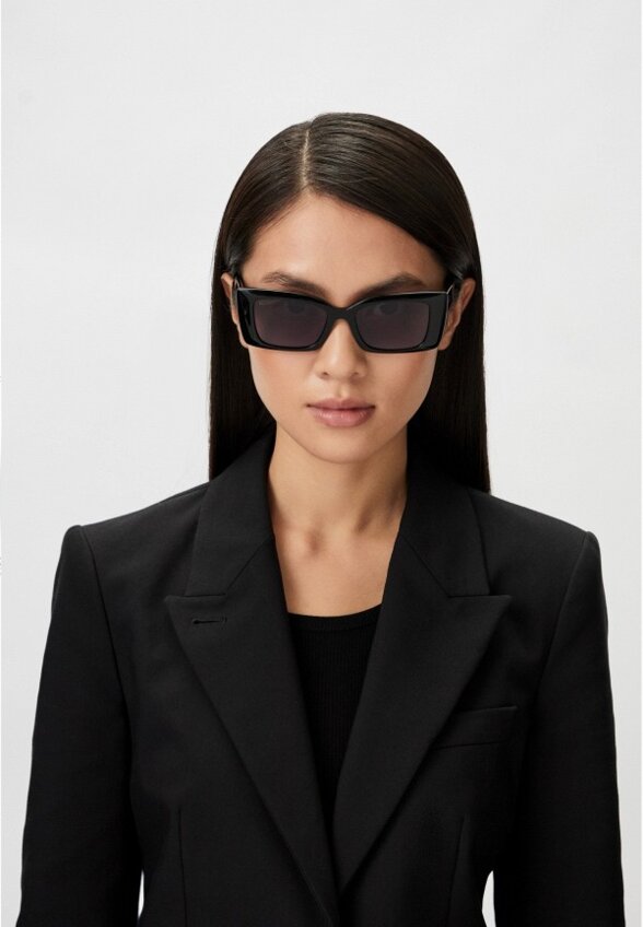 Очки солнцезащитные Max&Co