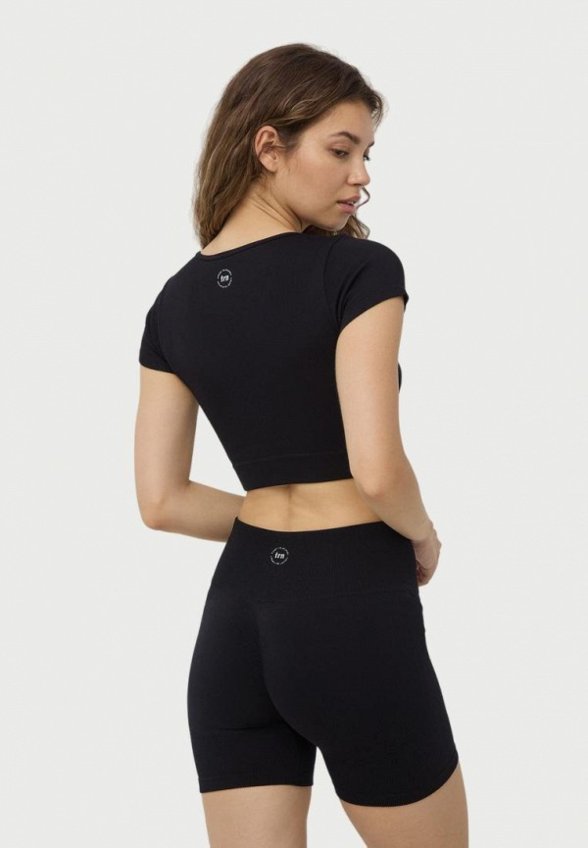 Футболка Terranova