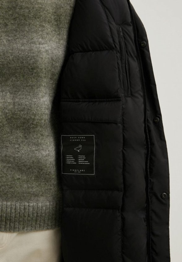 Пуховик Finn Flare