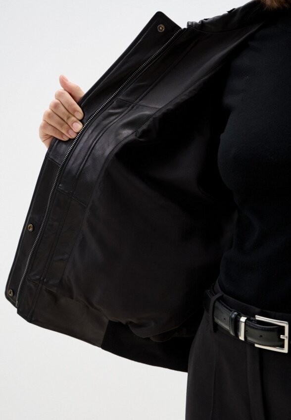 Бомбер Снежная Королева