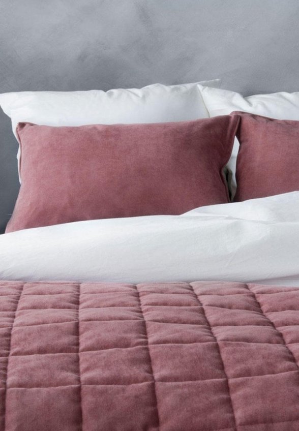 Комплект с покрывалом Pasionaria