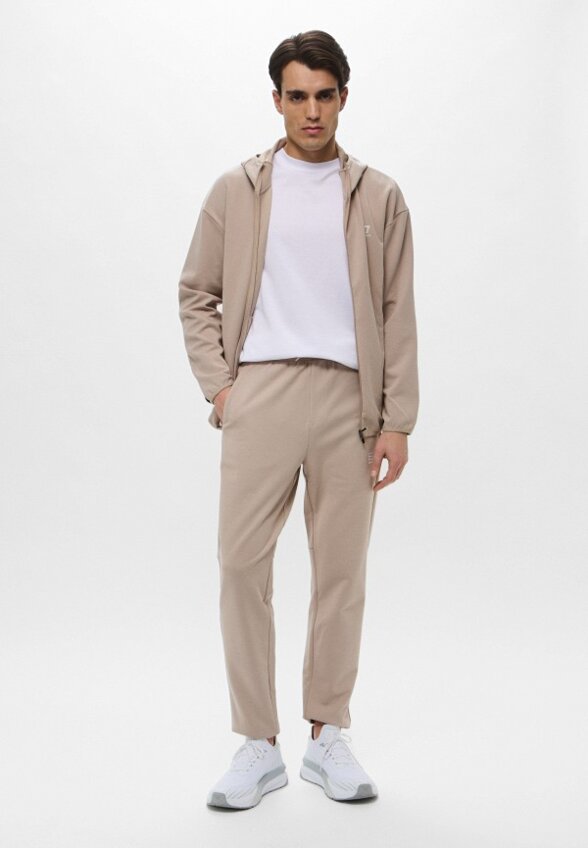 Брюки спортивные EA7