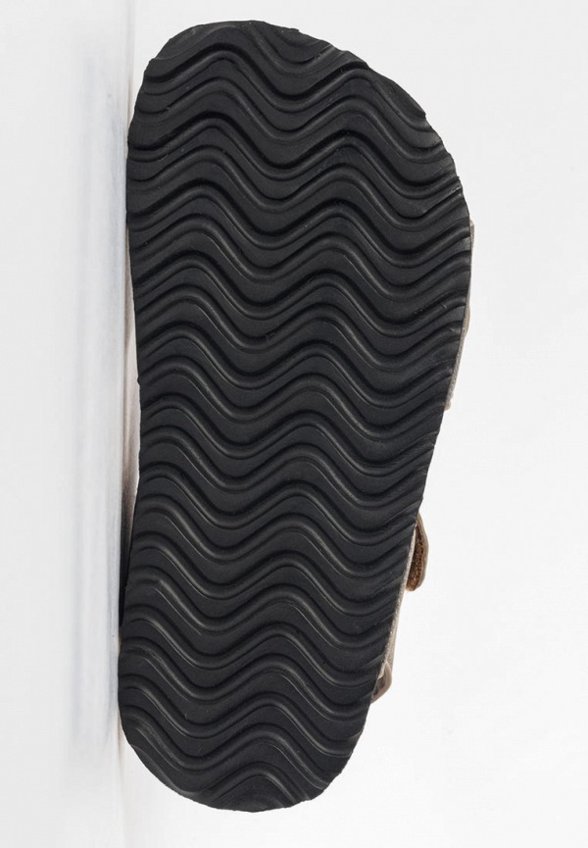 Сандалии Tikkago