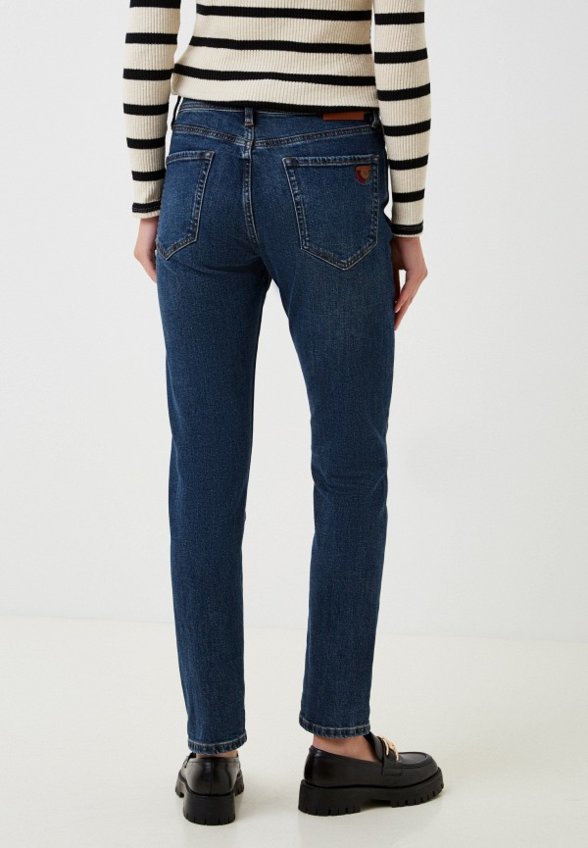 Джинсы Mossmore