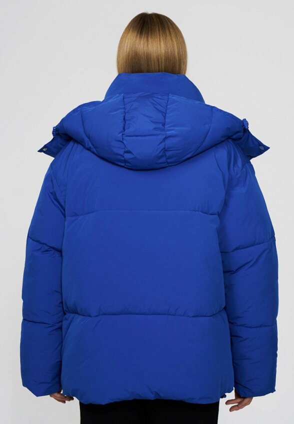 Пуховик Feelz