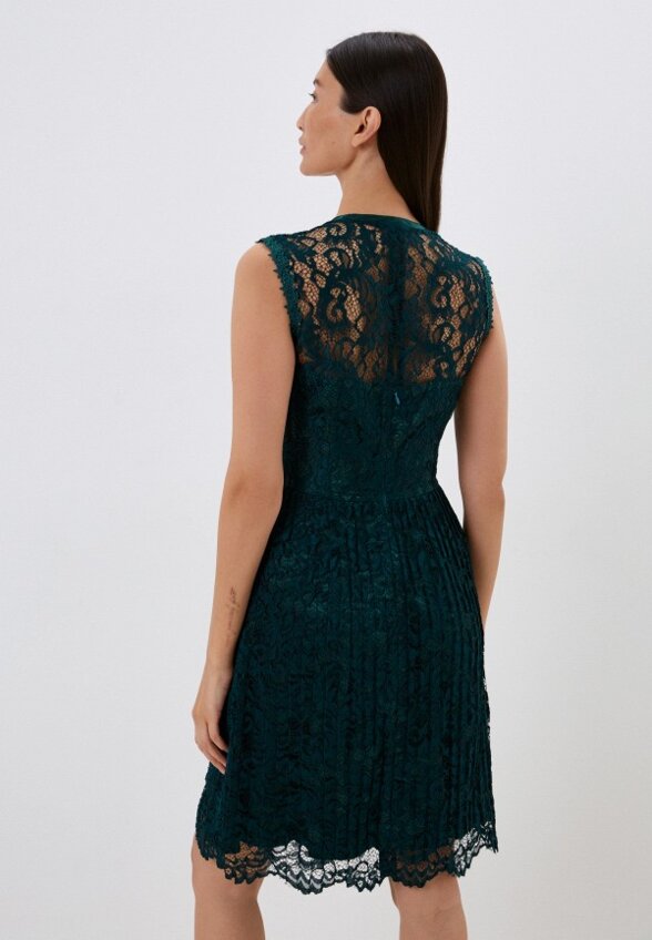 Платье MadaM T