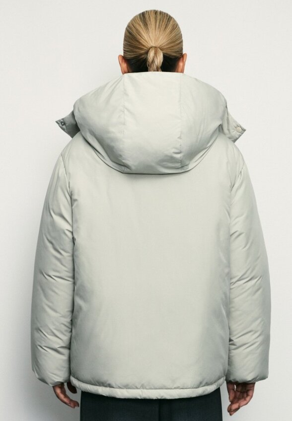 Пуховик Zarina