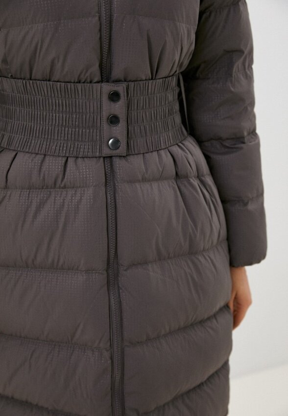 Пуховик Снежная Королева