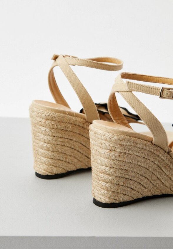 Босоножки Castaner