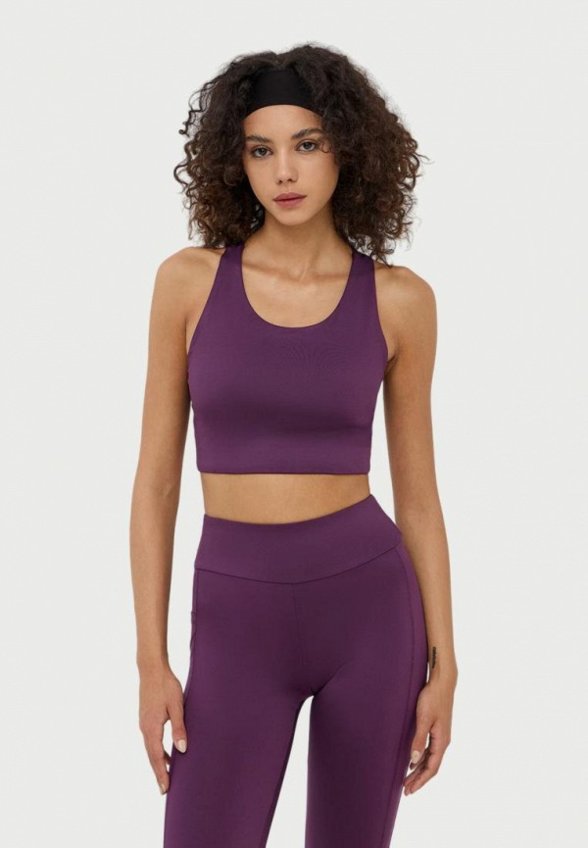 Топ спортивный Terranova