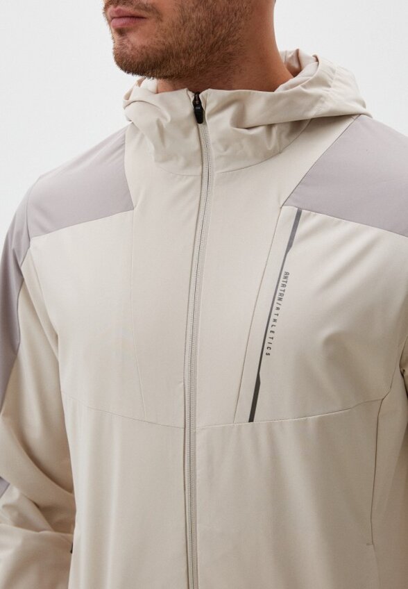 Ветровка Anta