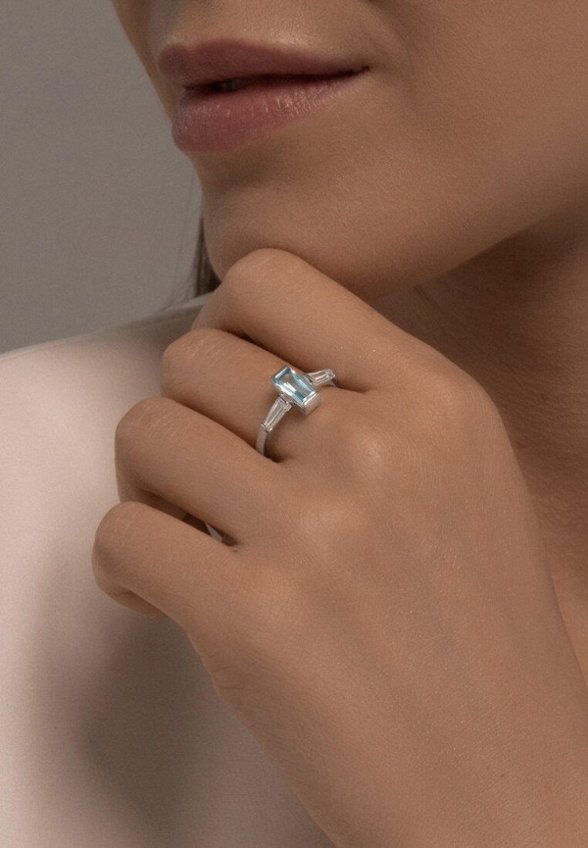 Кольцо Diamant