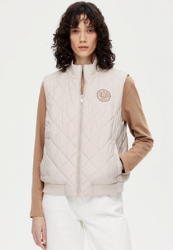 Жилет стеганый Lusio