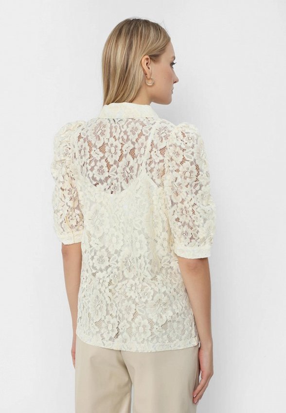 Блуза Calin Doux