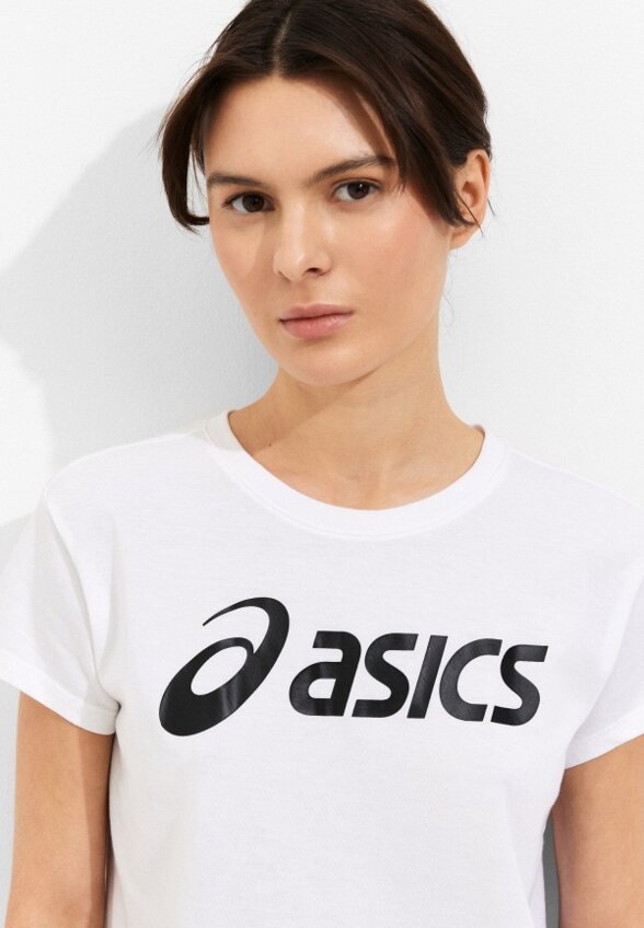 Футболка ASICS