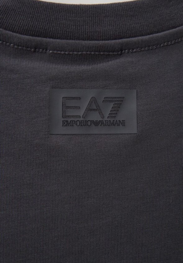 Футболка EA7