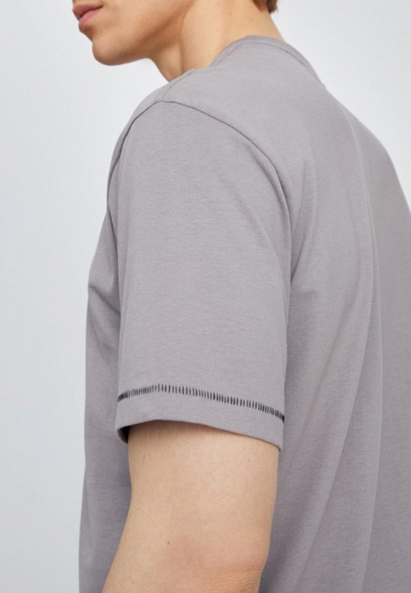 Футболка Finn Flare