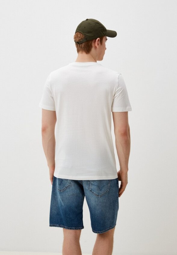 Футболка Colin's