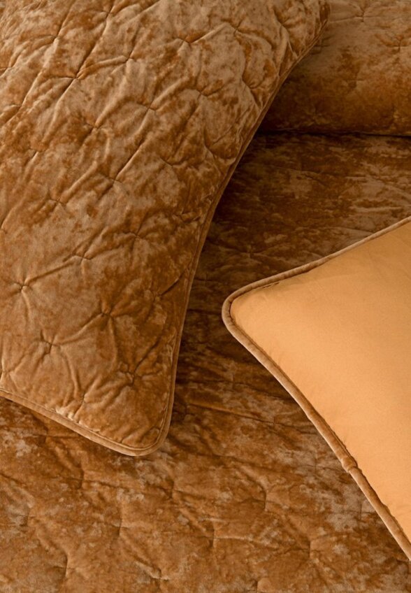 Комплект с покрывалом Sofi De Marko