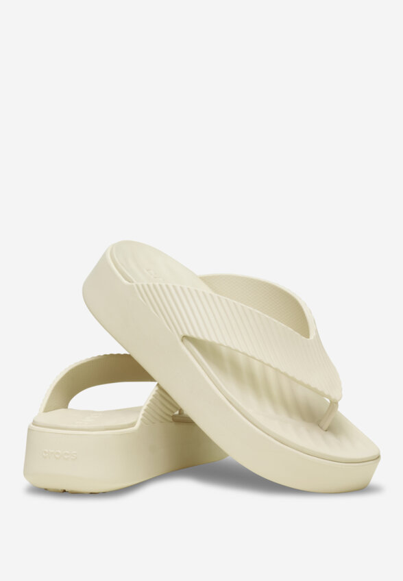 Шлепанцы женские Crocs Getaway Groove, Бежевый
