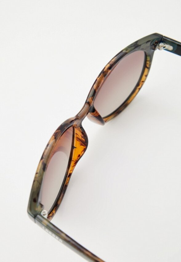 Очки солнцезащитные Labbra