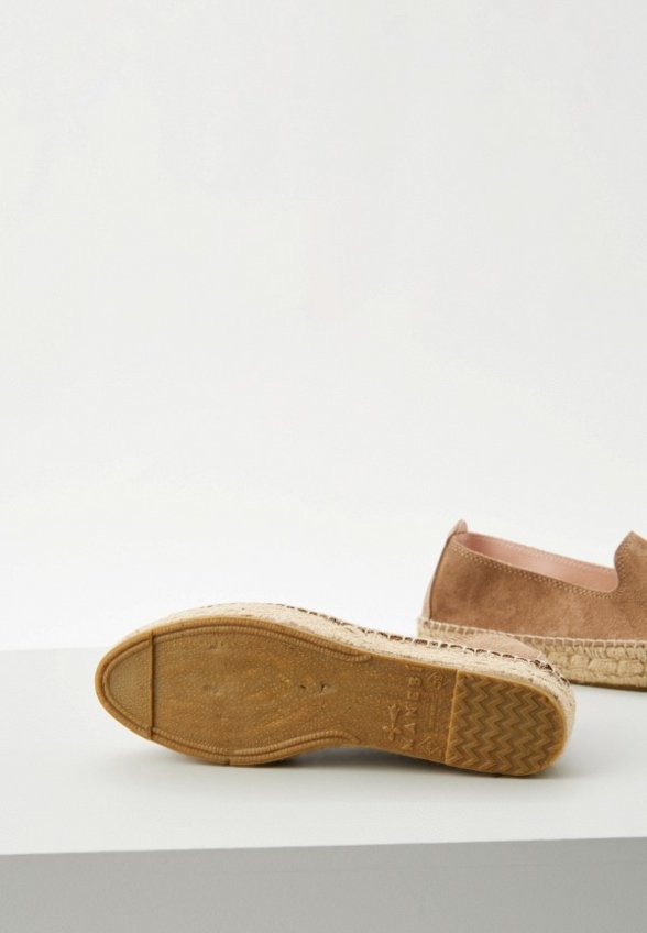 Эспадрильи Manebi